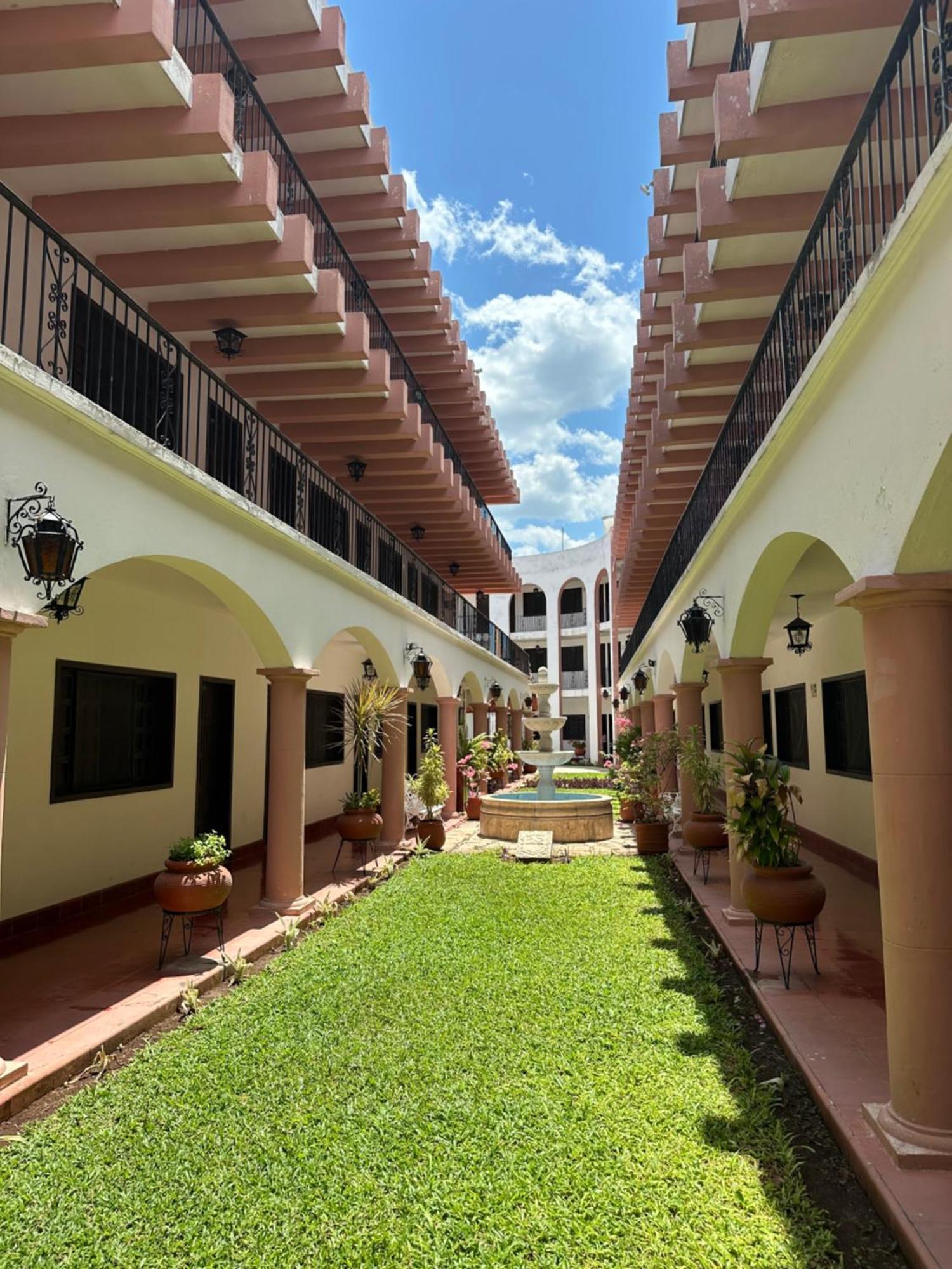 Hotel Zaci Valladolid  Eksteriør billede