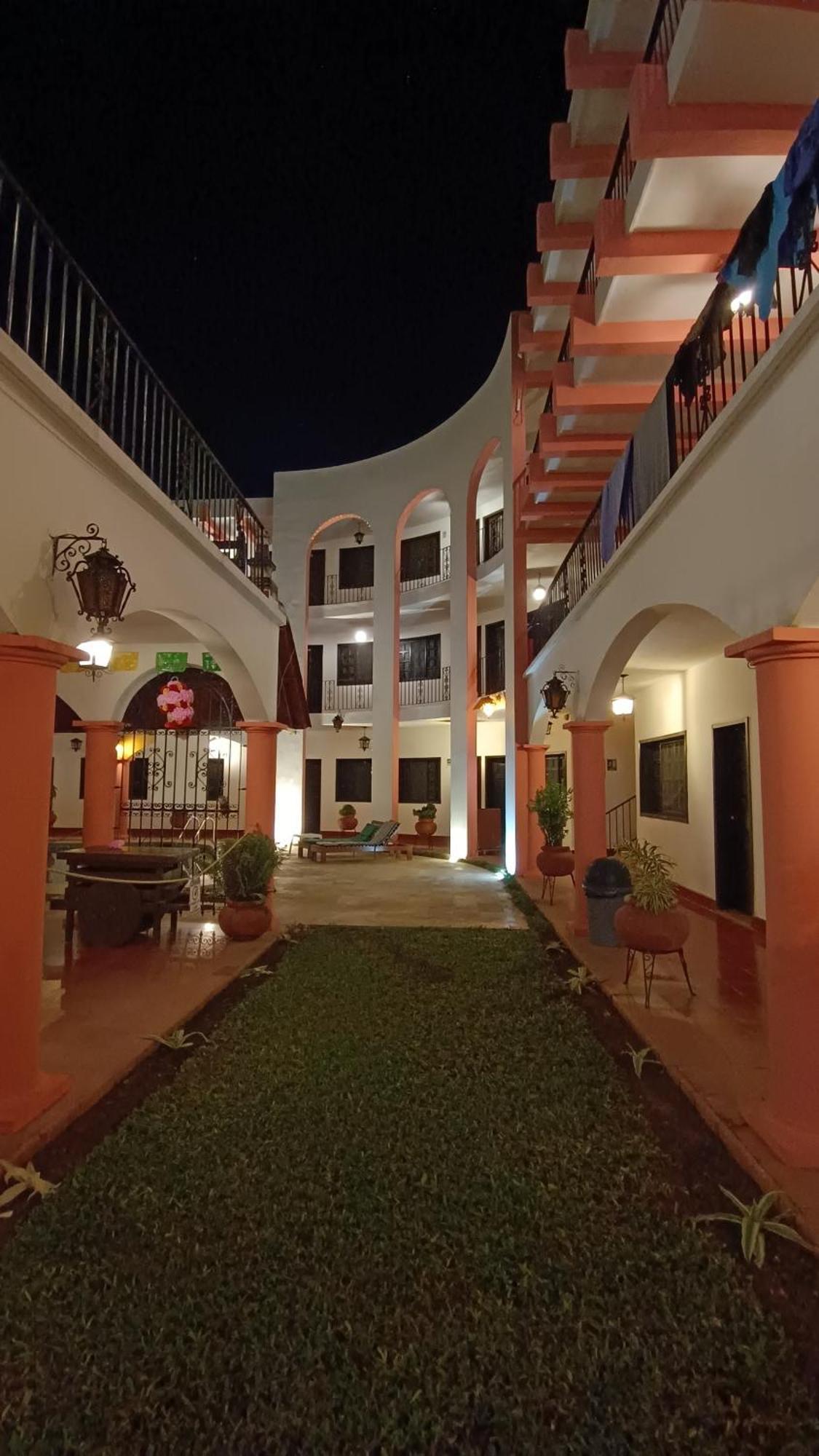 Hotel Zaci Valladolid  Eksteriør billede
